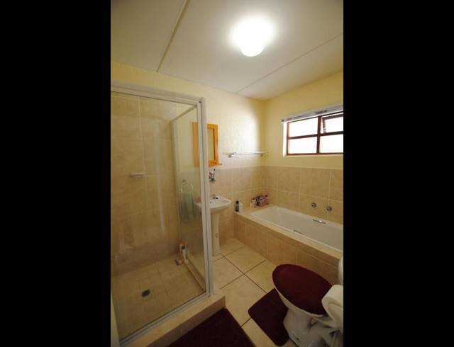 1 BEDROOM PROPERTY TO RENT IN PAULSHOF